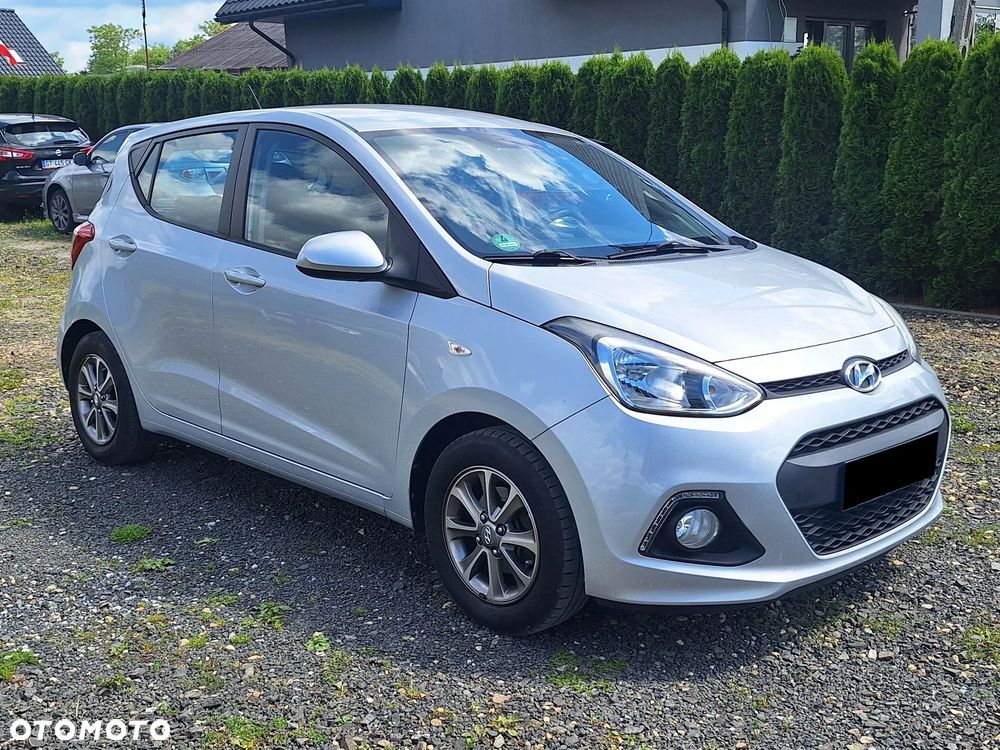 Hyundai i10 1.0 Fifa World Cup Edition - 4