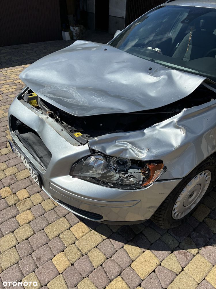 Volvo V50 - 2