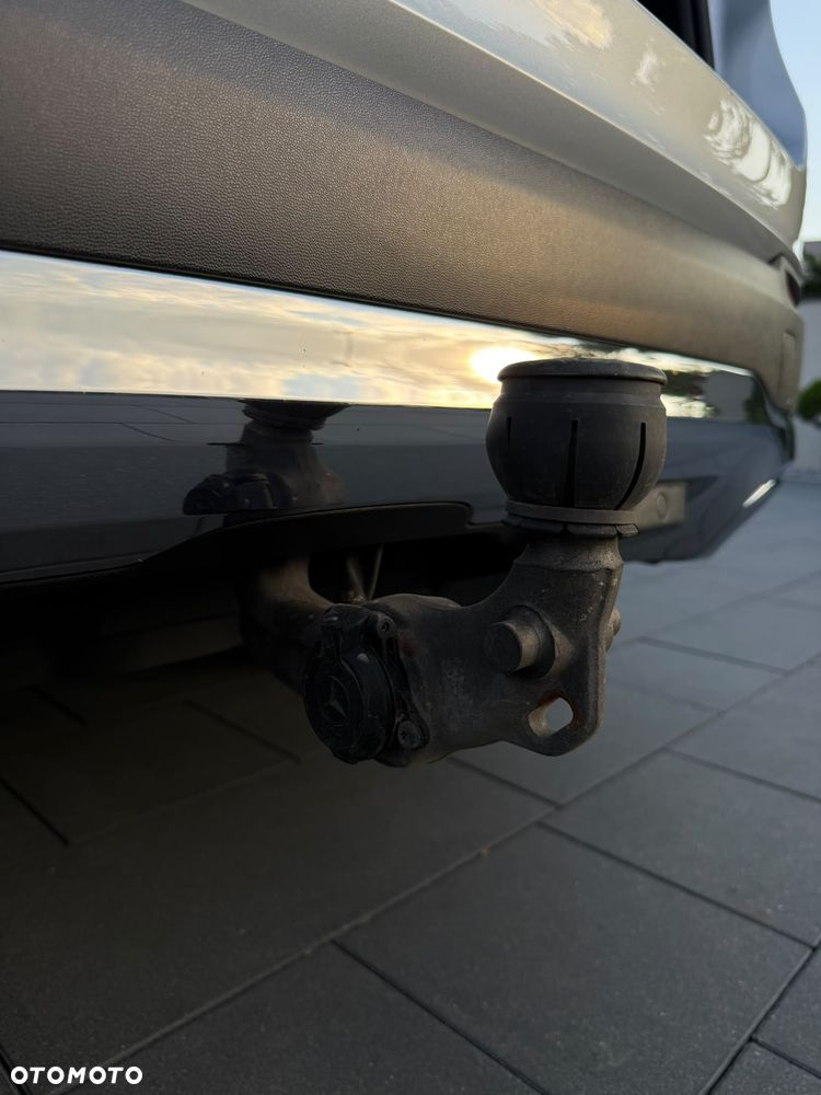 Mercedes-Benz GLC 200 d 4Matic 9G-TRONIC - 30