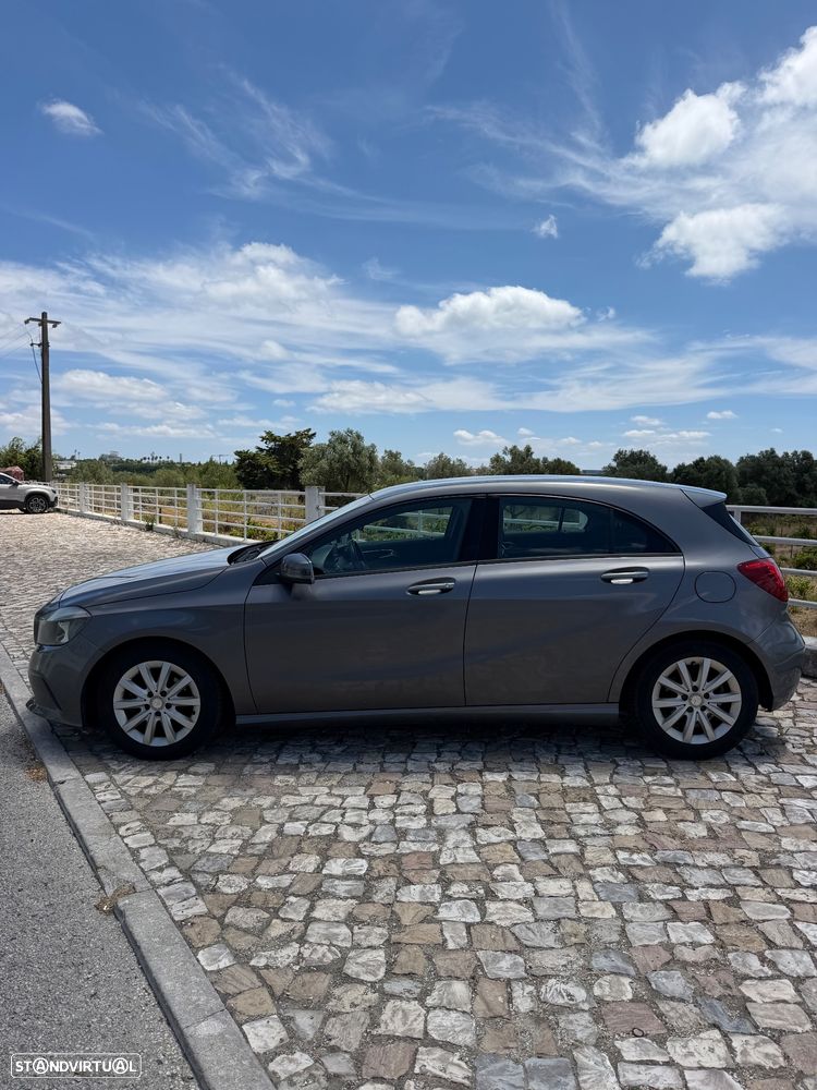 Mercedes-Benz A 180 d BlueEFFICIENCY Edition - 3