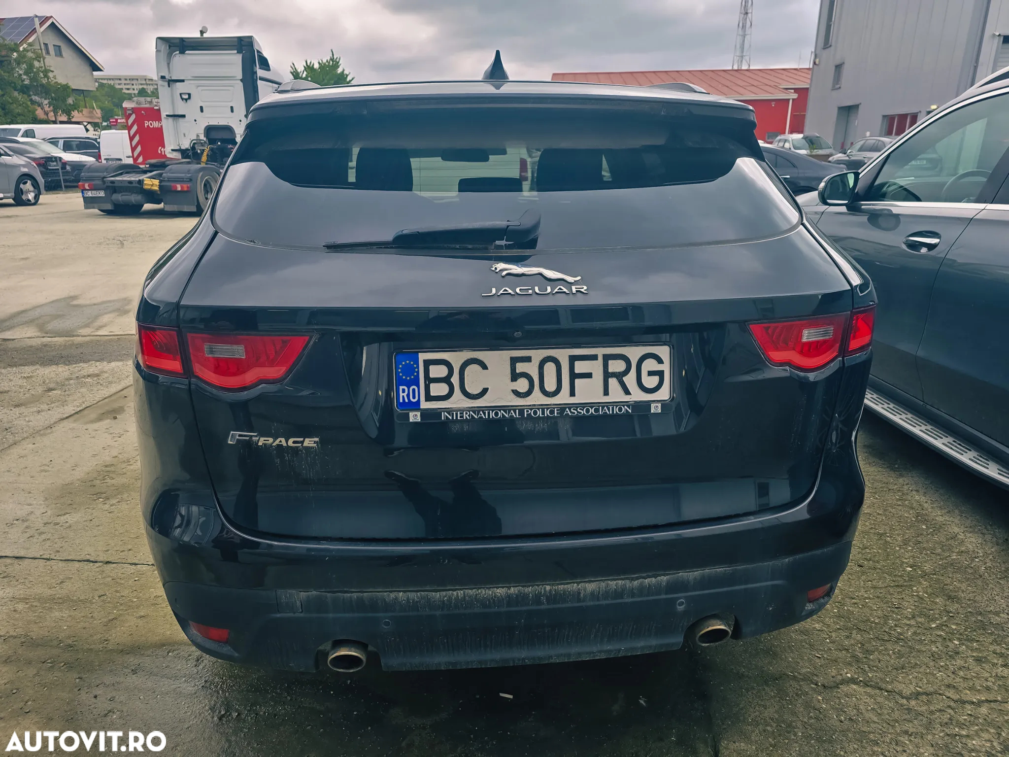 Jaguar F-Pace 25d AWD R-Sport - 3