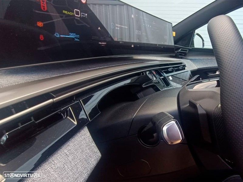 Peugeot E-3008 73 kWh GT - 26