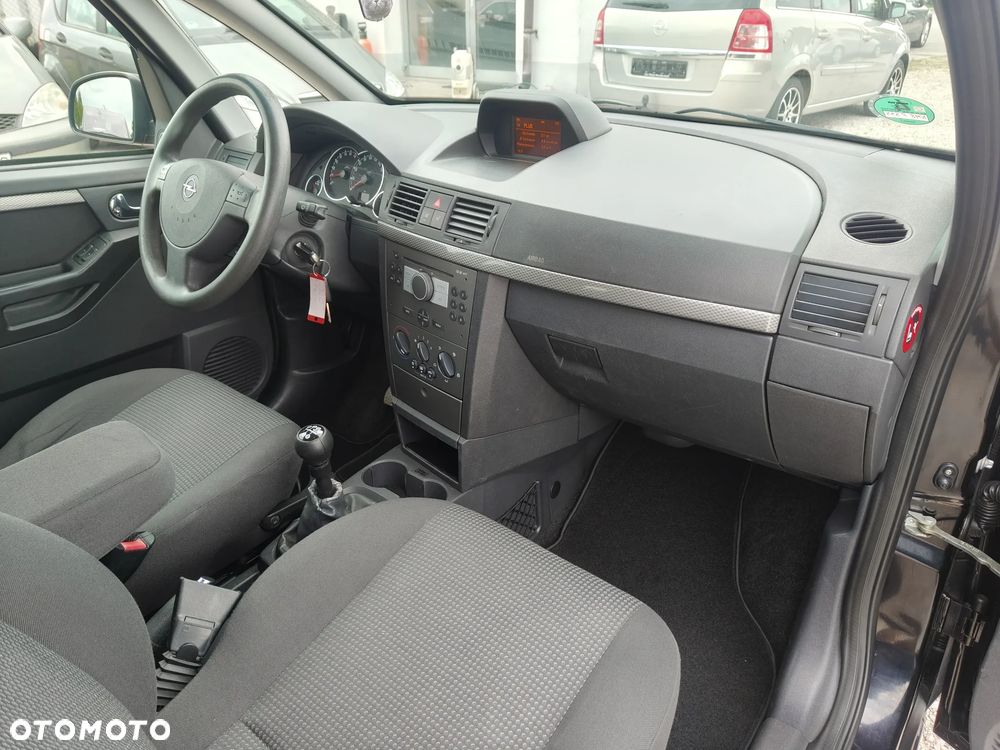 Opel Meriva - 23