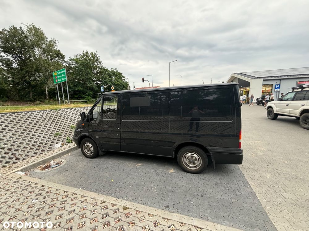 Ford Transit - 3