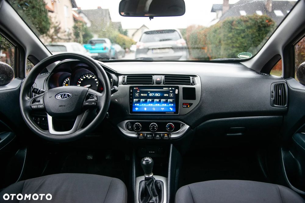 Kia Rio 1.2 Business Line - 28