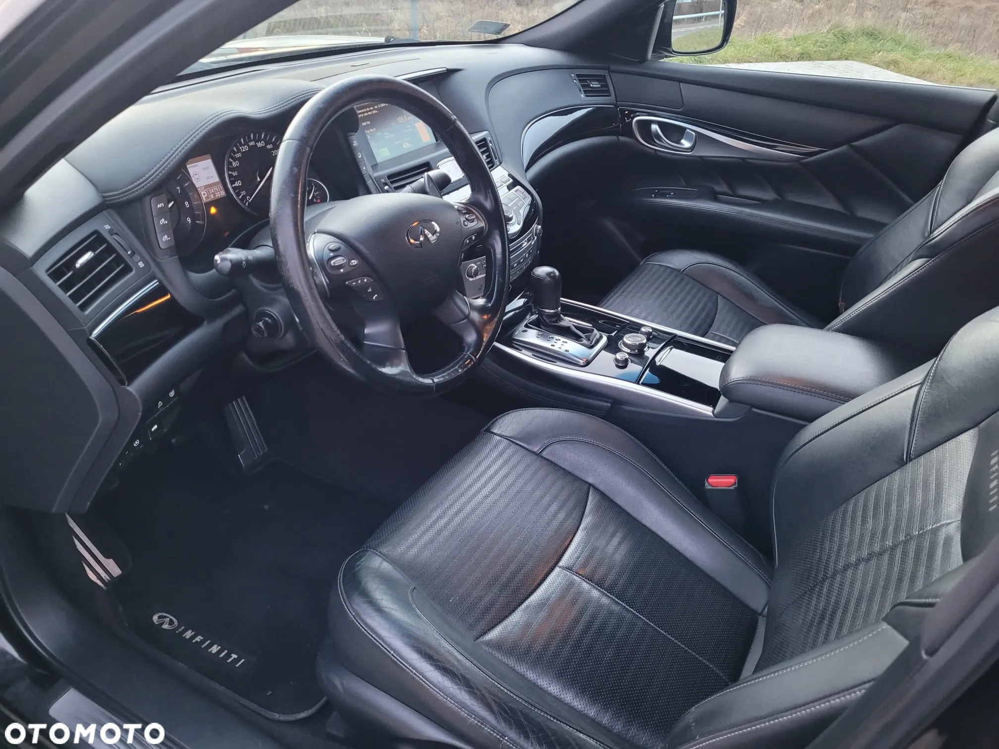 Infiniti M M37 S - 9