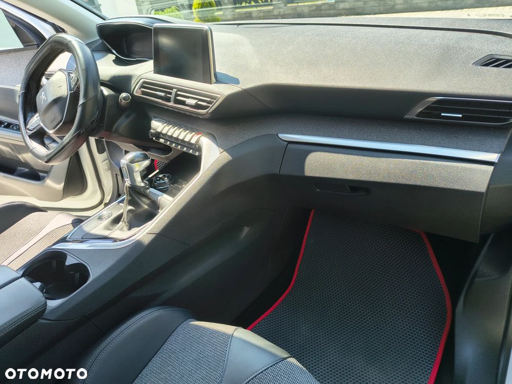 Peugeot 3008 1.5 BlueHDi Allure S&S - 13