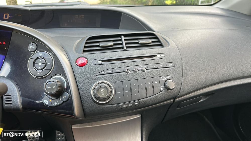 Honda Civic 1.8i-VTEC Executive - 16