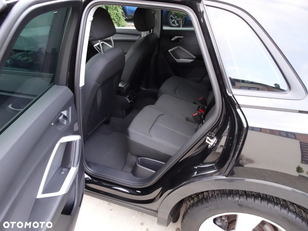 Audi Q3 35 TFSI mHEV Advanced S tronic - 17