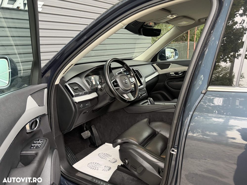 Volvo XC 90 B5 D AWD Geartronic Momentum Pro - 13