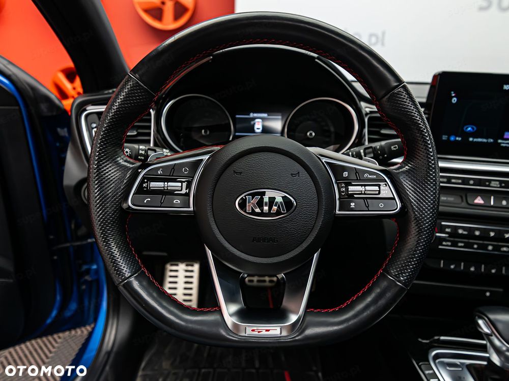 Kia ProCeed - 17