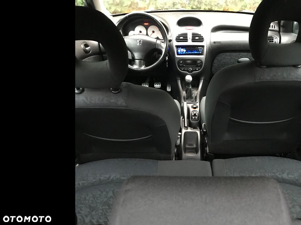 Peugeot 206 90 Quiksilver - 28