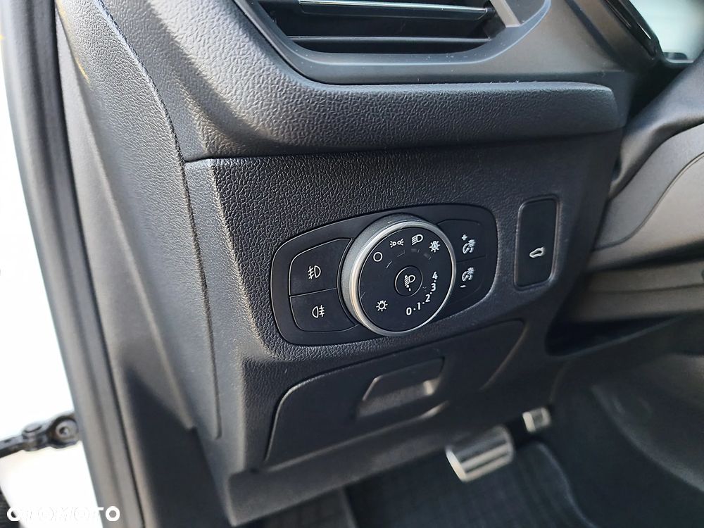 Ford Focus - 28