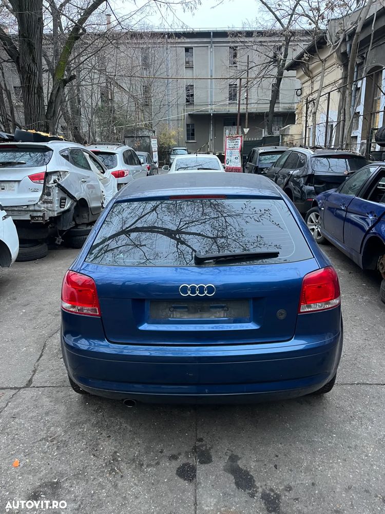 Dezmembrez Audi A3 8P coupe 2005 albastru LZ5C 1,6 benzina BGU 75KW - 6