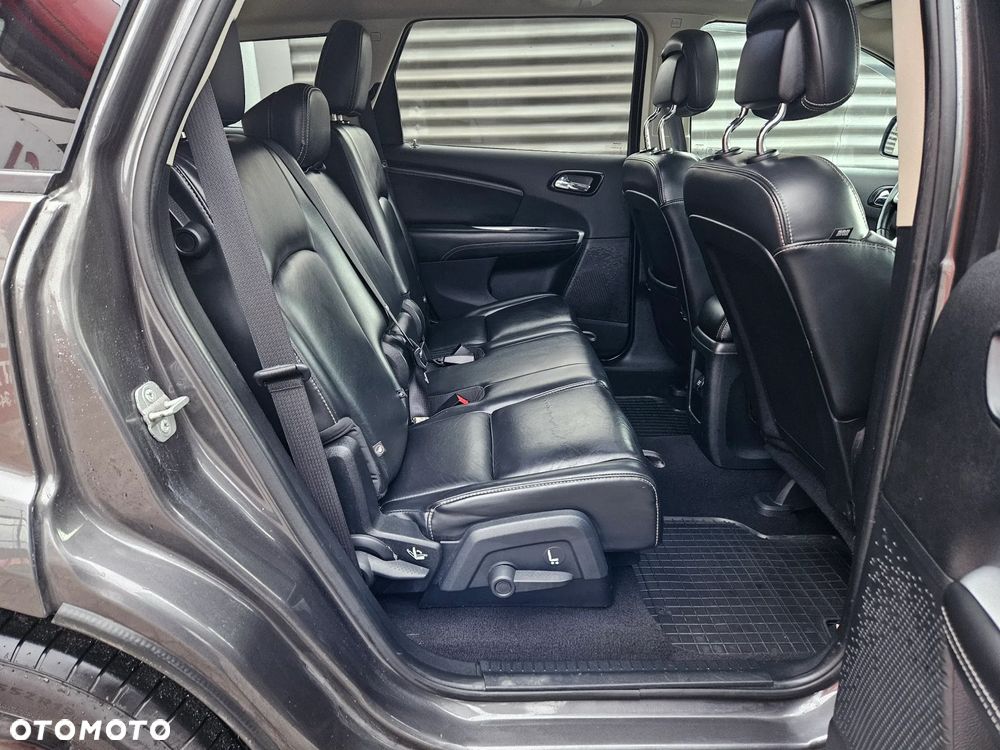 Fiat Freemont 2.0 Multijet 16V DPF Automatik Allrad Black Code - 29