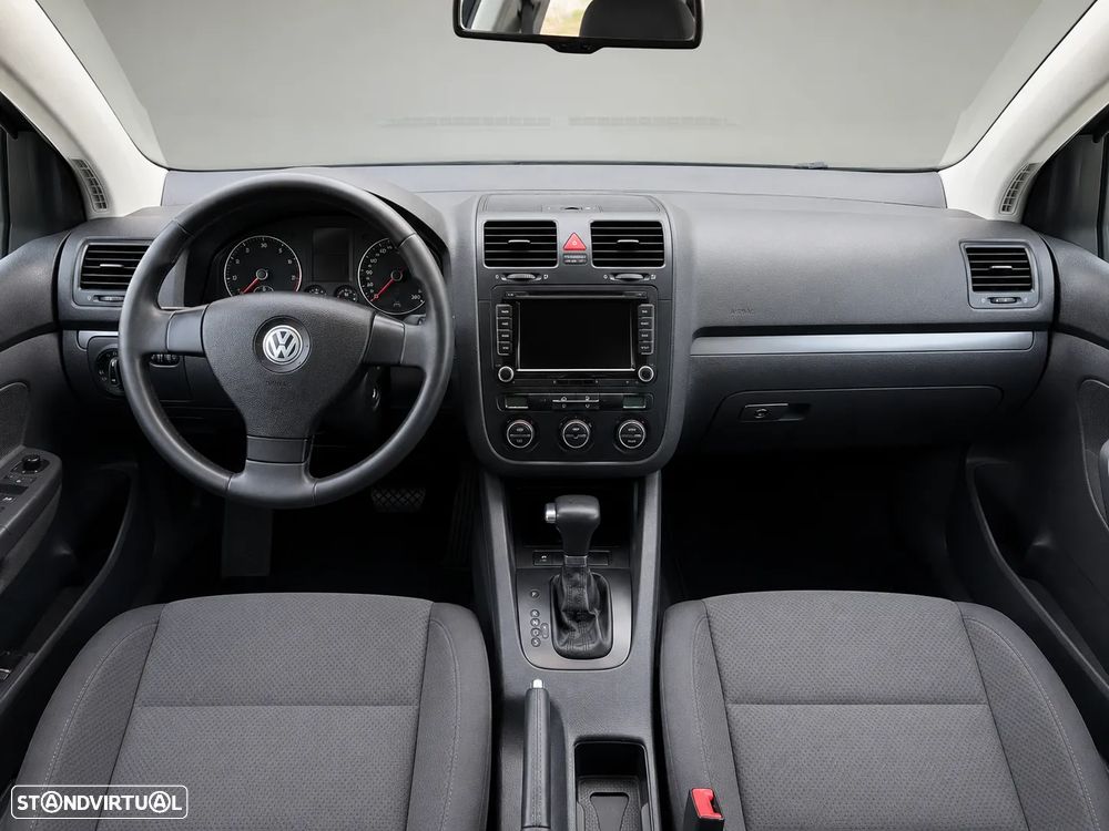 VW Golf 1.9 TDi Confortline DSG - 10