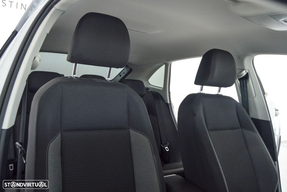 VW Taigo 1.0 TSI Urban DSG - 10