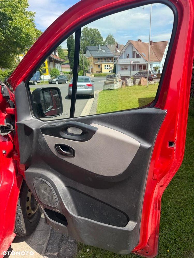 Renault TRAFIC - 6