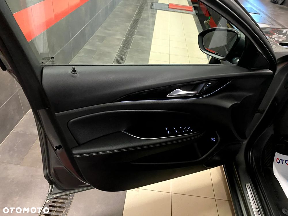 Opel Insignia 1.5 Direct InjectionTurbo Business Innovation - 18