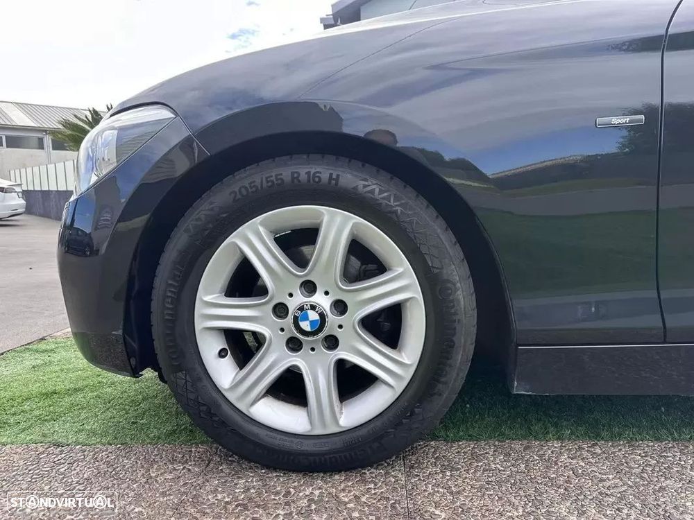 BMW 116 d EDynamics Line Sport - 23