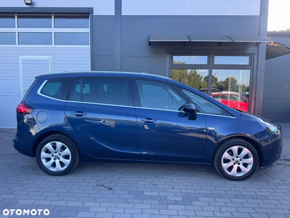 Opel Zafira - 11