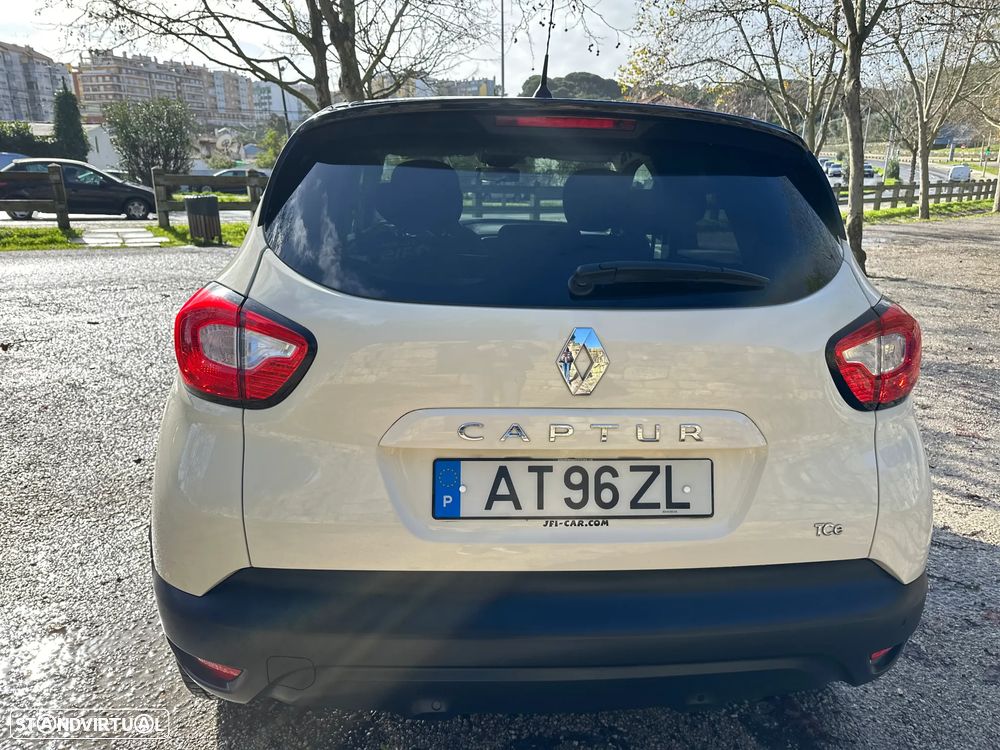 Renault Captur ENERGY TCe 120 EDC Luxe - 10
