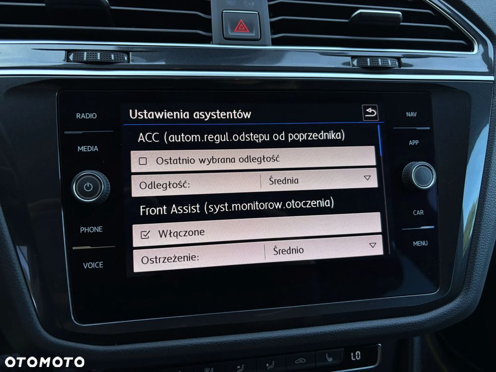 Volkswagen Tiguan - 27