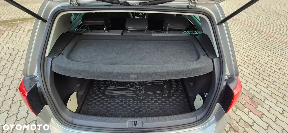 Volkswagen Golf VII 1.4 TSI BMT Highline - 29