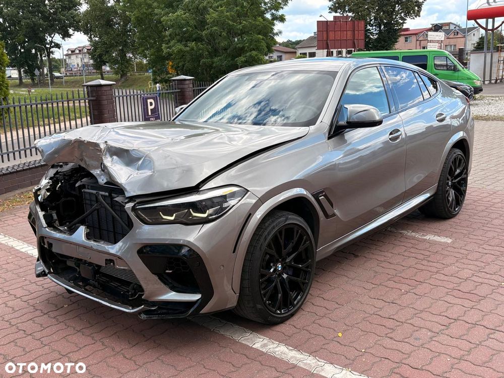 BMW X6M - 6