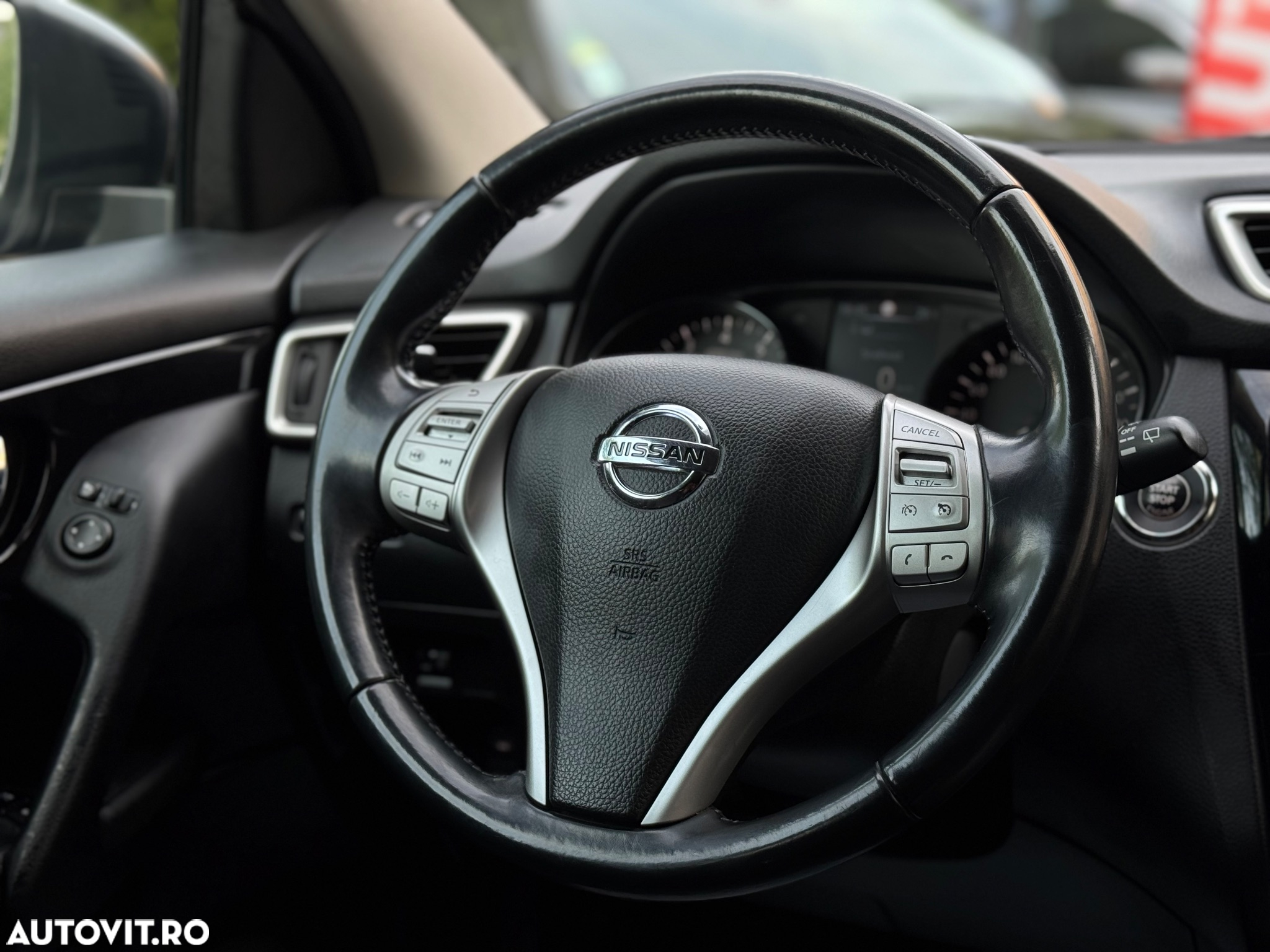 Nissan Qashqai 1.2 DIG-T TEKNA - 12