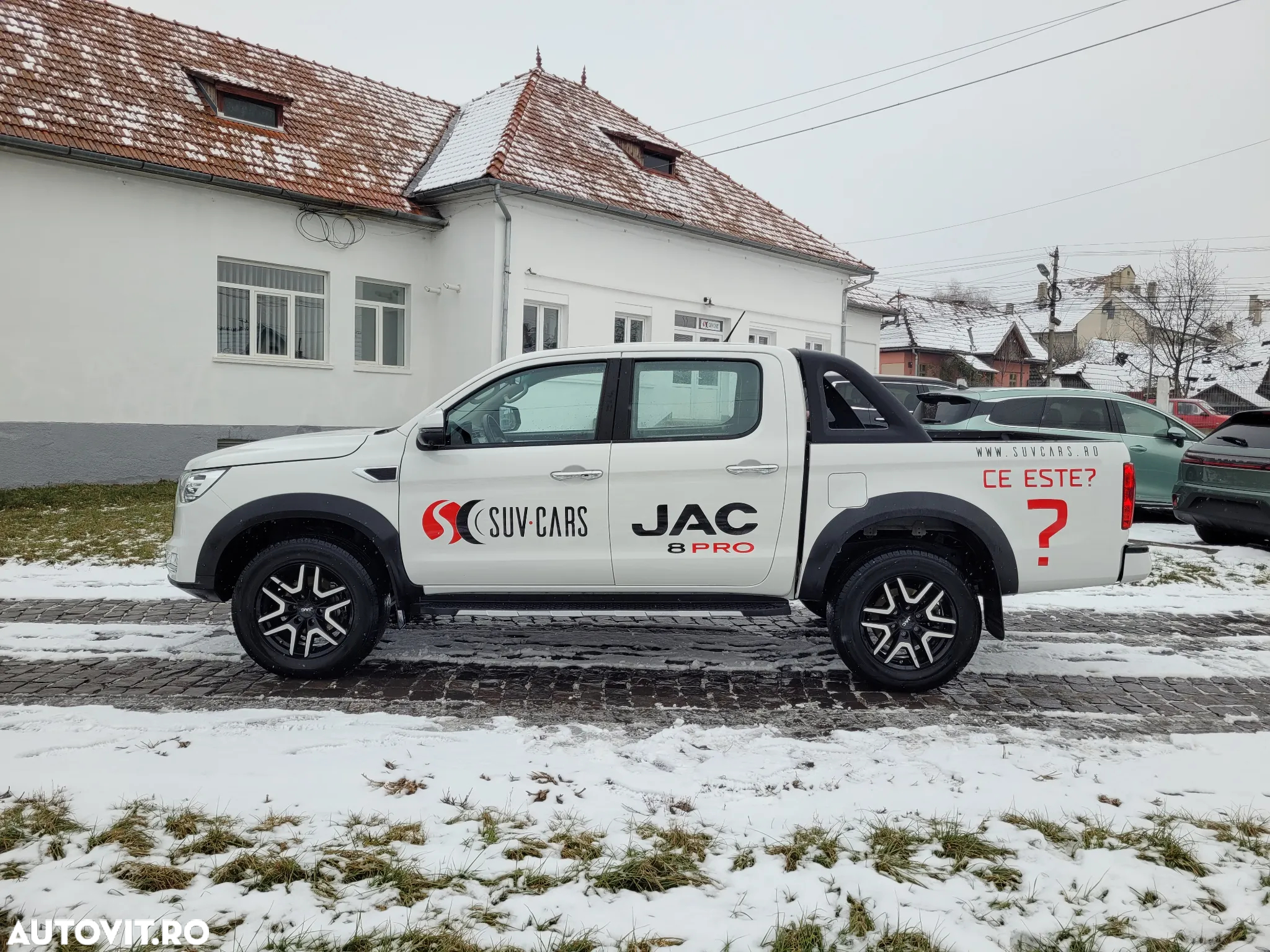 JAC T8 - 8