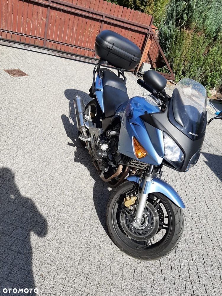 Honda CBF - 8
