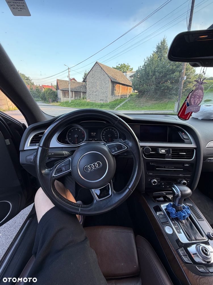 Audi A4 Limousine - 23