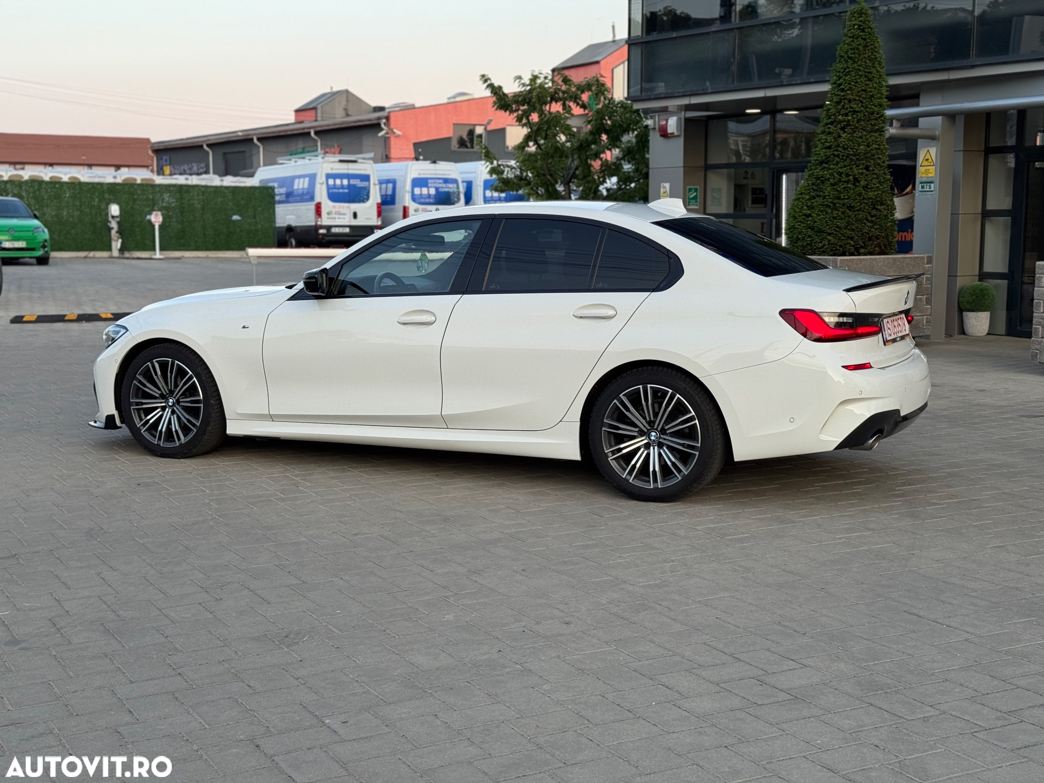 BMW Seria 3 - 23