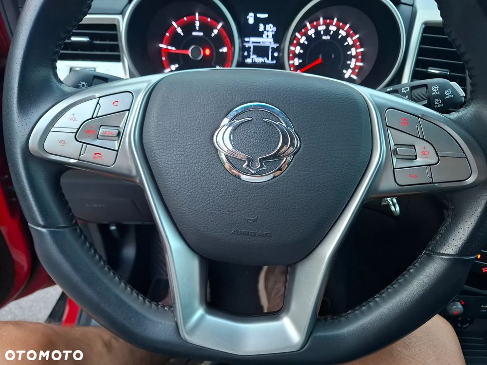 SsangYong/KGM Tivoli 1.6 D Crystal Base - 15
