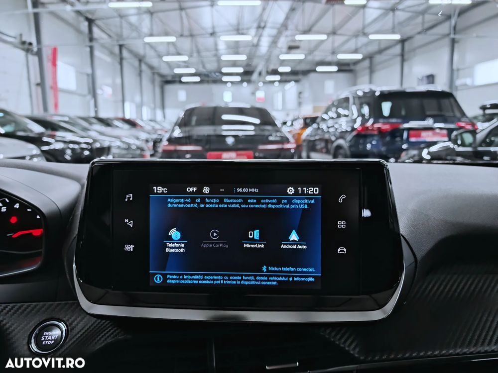 Peugeot 2008 PureTech 130 Stop&Start EAT6 Allure - 11