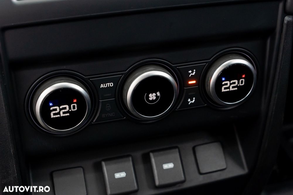 Land Rover Defender 130 3.0 P400 MHEV X-Dynamic HSE - 18