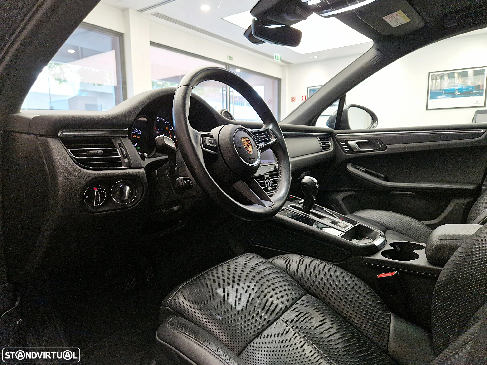 Porsche Macan Standard - 14