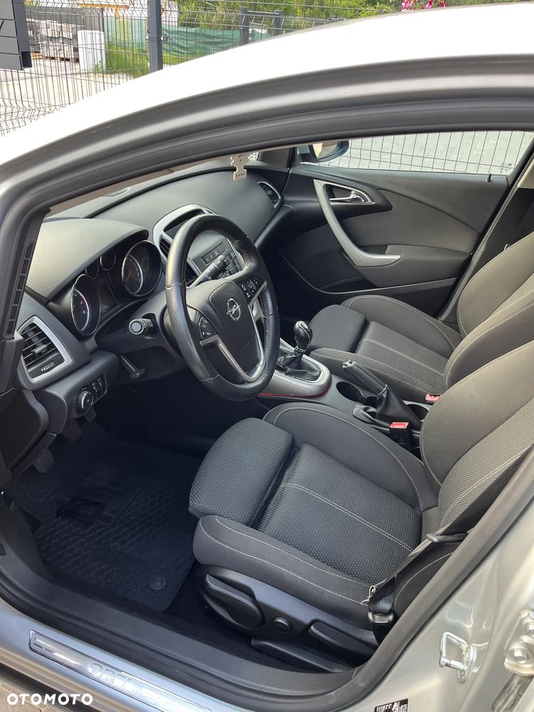 Opel Astra 1.4 T Enjoy - 15