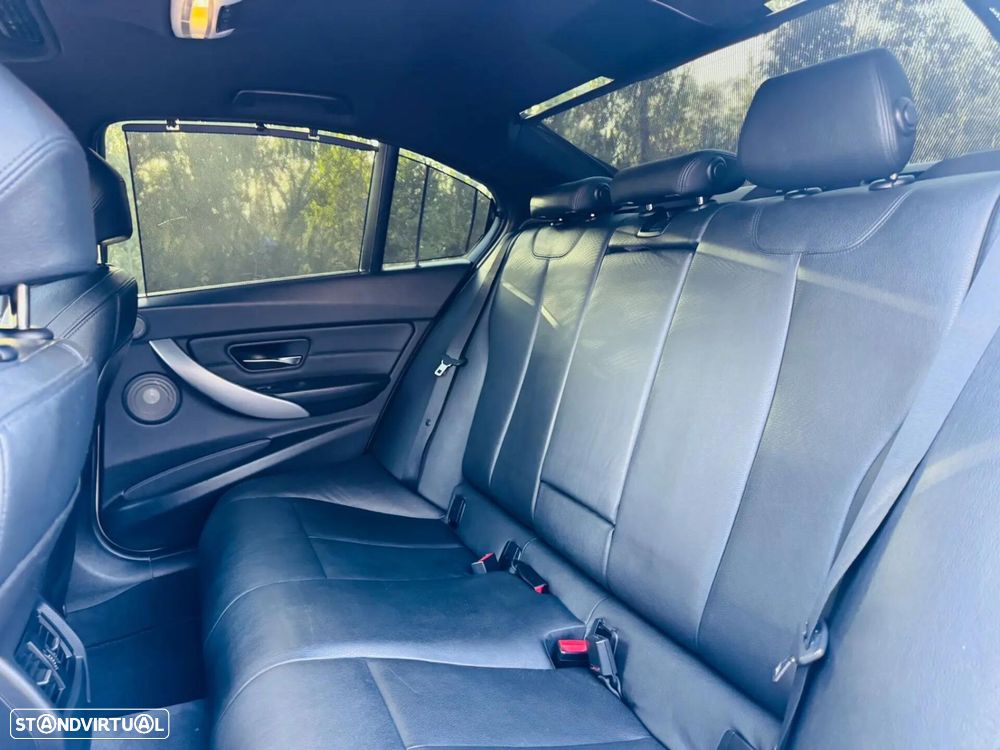 BMW 335 d xDrive Auto Pack M - 43