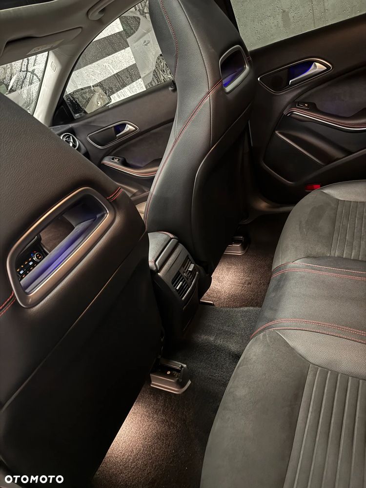 Mercedes-Benz CLA 200 (CDI) d 7G-DCT AMG Line - 8