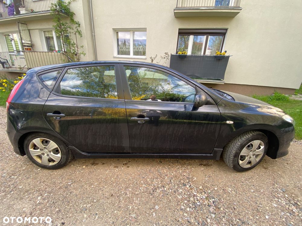 Hyundai i30 1.6 CRDi Base - 4