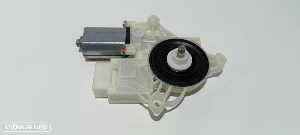 MOTOR ELEVADOR FRENTE DIREITO BMW SERIE X6 (G06) XDRIVE 40I - 3