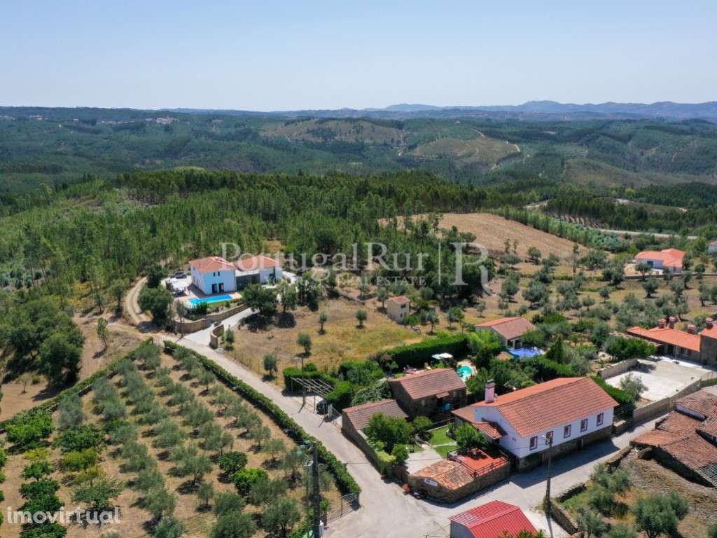 Turismo rural rústico na Beira Interior com 8 quartos - Grande imagem: 3/42