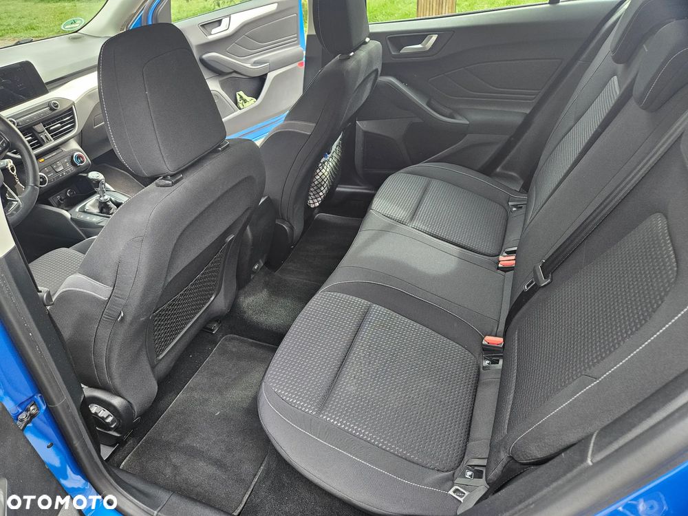 Ford Focus 1.0 EcoBoost STart-Stopp-System ACTIVE - 11