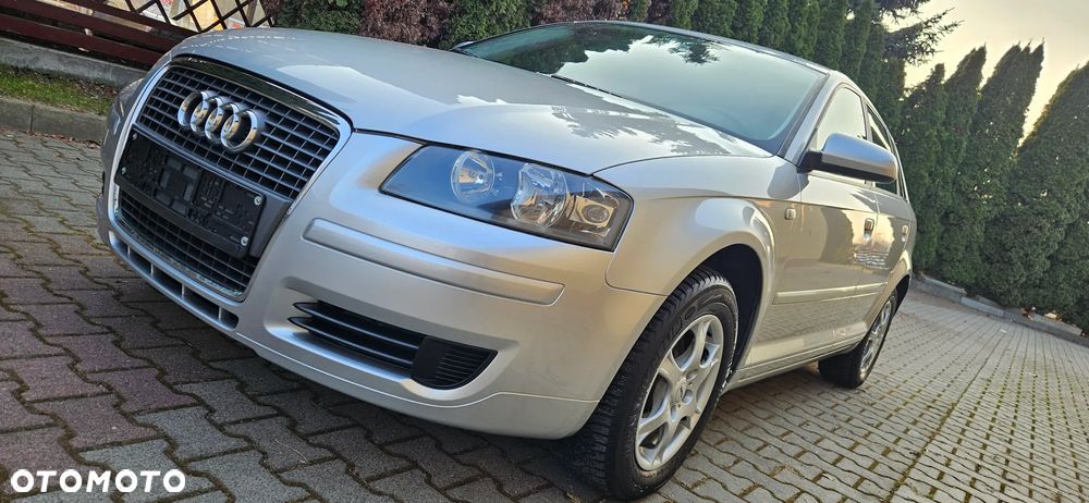 Audi A3 Sportback 1.6 Attraction - 1