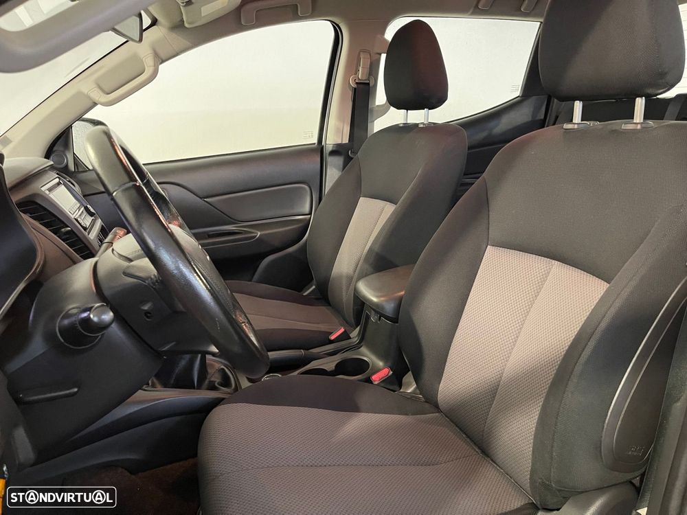 Mitsubishi L200 2.3 DI-D Strakar CD Intense 4WD - 10