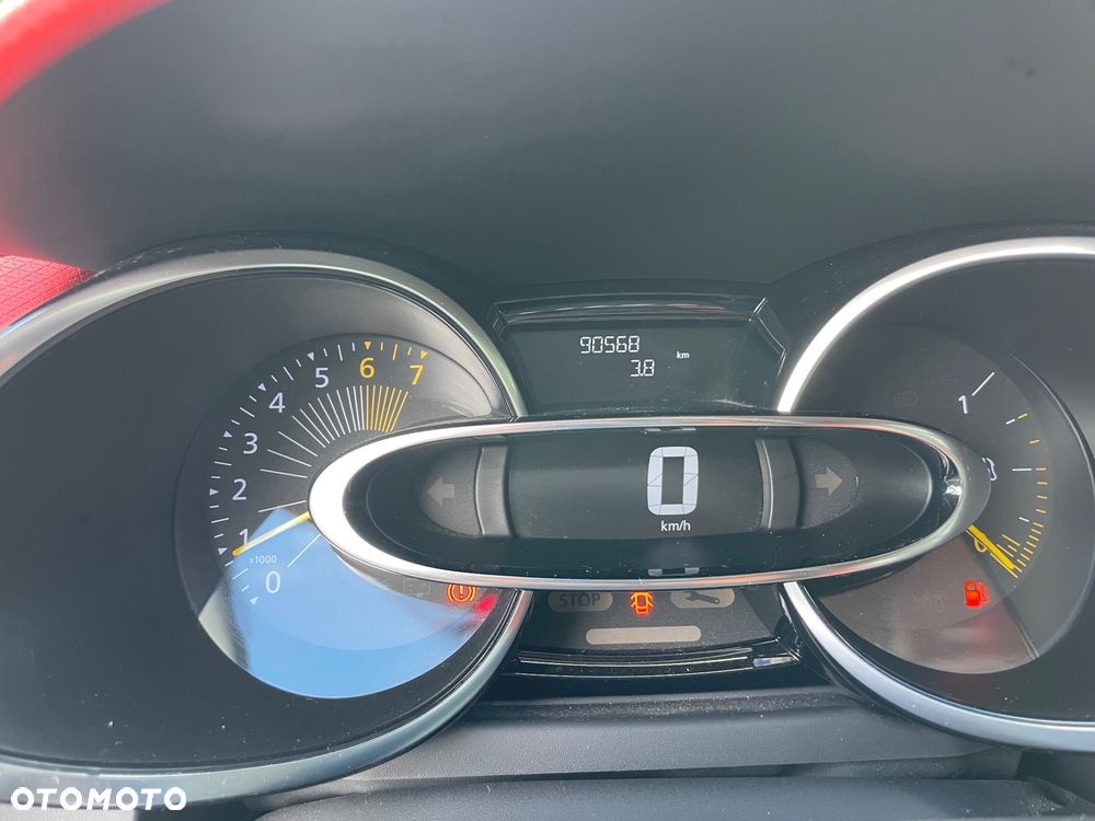 Renault Clio Limited - 21