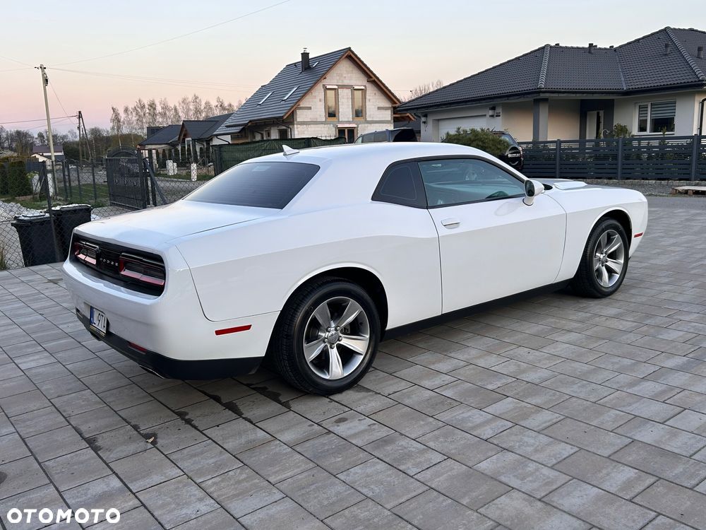 Dodge Challenger Automatik SXT Plus - 23