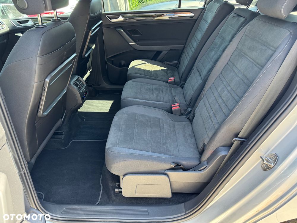 Volkswagen Touran - 13